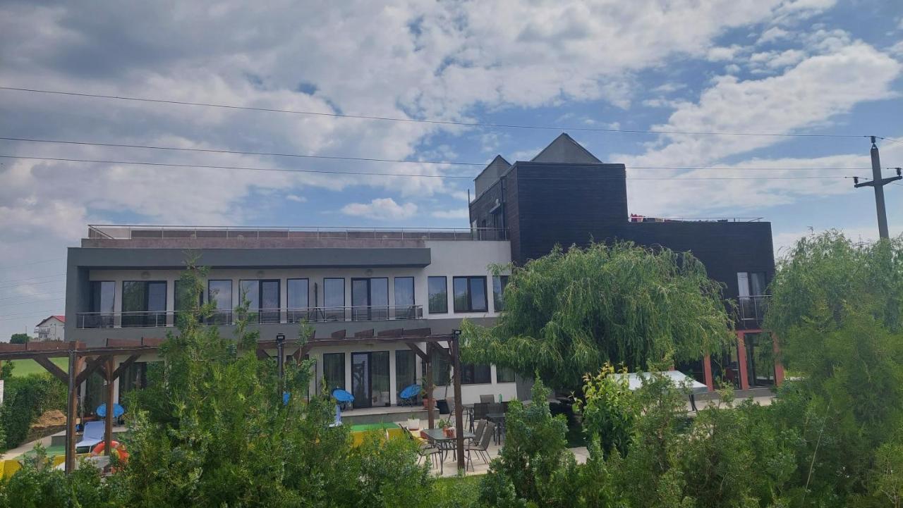 Pensiunea Eclipse Корбу Екстериор снимка